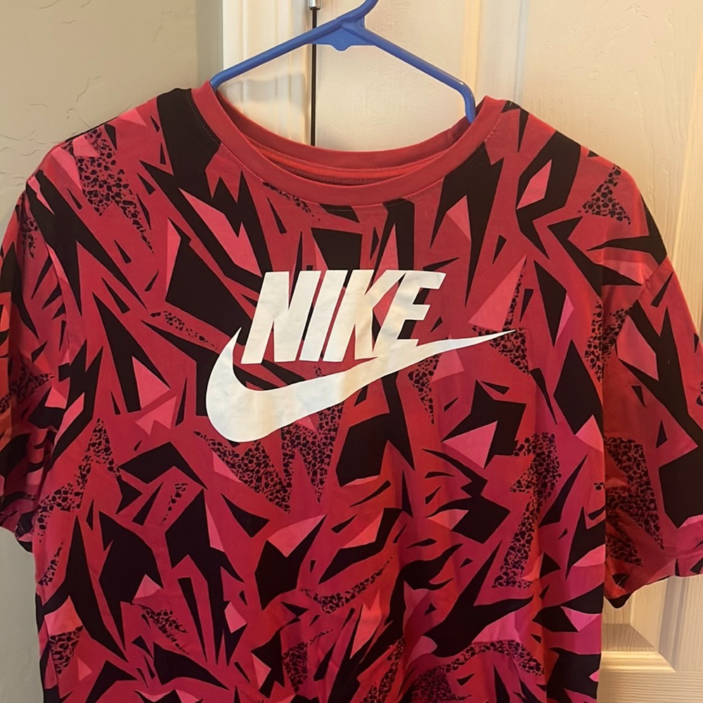 Nike retro t shirt